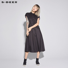 sdeer圣迪奥女装经典愫黑方领抽绳束腰休闲包袖连衣裙S18281231图片