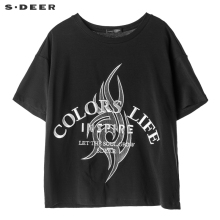 sdeer 圣迪奥 女装休闲纯黑圆领立体字母绣花短袖T恤S18280108图片