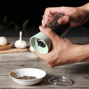 现磨黑胡椒玻璃研磨器瓶