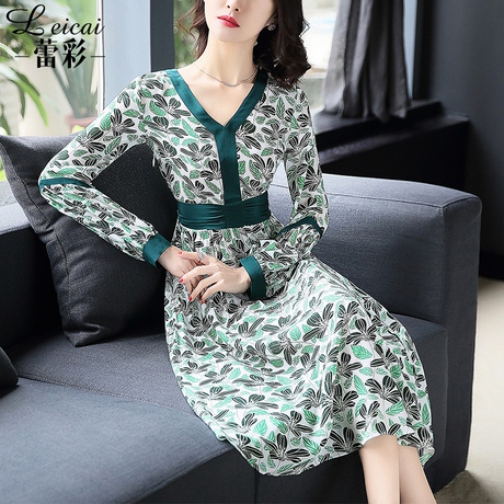 桑蚕丝真丝连衣裙2019春装新款女装宽松大码长袖印花A字裙子3517商品大图