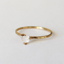 欧美设计白水晶情侣订婚结婚定制戒指 细圈纤细尾戒 18k金戒指
