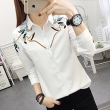 刺绣花衬衫女装2018新款春秋季修身上衣服早秋天复古韩版长袖衬衣图片