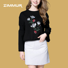 ZIMMUR18年秋季新款潮流黑色精美绣花落肩长袖大喇叭袖针织布上衣图片