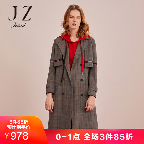 JUZUI/玖姿奥莱2018秋装新款复古细格纹大翻领风衣女外套商品大图