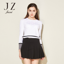 JUZUI/玖姿奥莱店2018冬装新款撞色素雅长袖保暖羊毛针织衫图片
