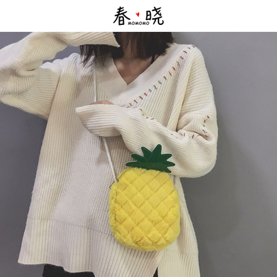 上新小包ins秋冬小挎包菠萝包可爱毛毛包毛绒单肩斜挎包百塔网红