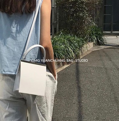 秋冬季包包 斜挎ins斜挎包少女港风复古小方包百搭夹子手提包潮