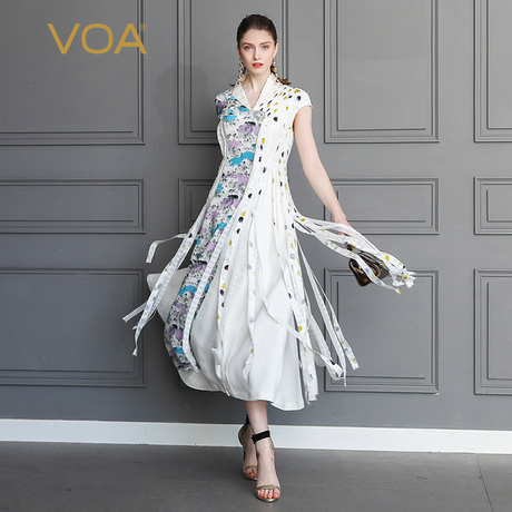 VOA撞色拼接不对称设计V领高腰修身显瘦大摆长款女真丝连衣裙A552商品大图