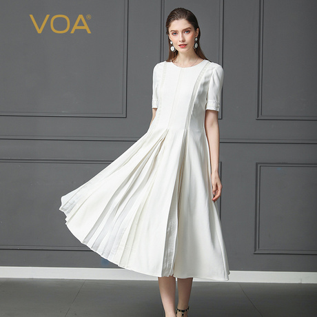 VOA60姆米重磅真丝象牙白圆领中腰短袖流线分割斜插袋礼服连衣裙商品大图