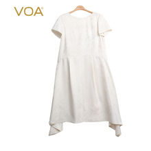 VOA 椰奶白提花真丝圆领短袖中腰燕尾清纯连衣裙图片
