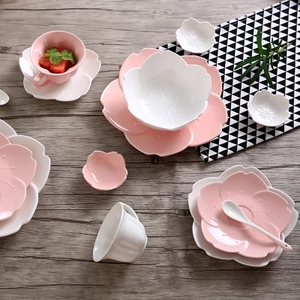 创意粉色樱花陶瓷盘