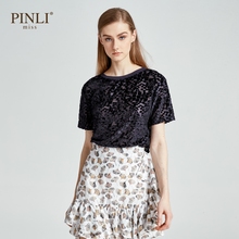 PINLI品立2018夏季新款女装宽松圆领落肩露背短袖T恤潮A182411125