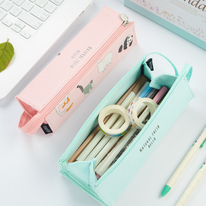 简约小清新可爱拉链笔袋