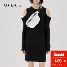 MOCO2018秋季新品圆领纯色露肩毛织连衣裙MA183DRS308 摩安珂图片