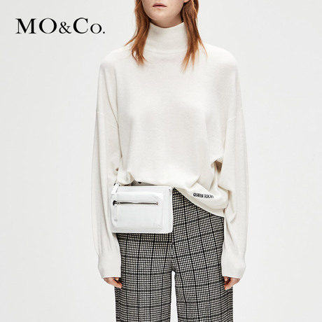 MOCO2018冬季新品个性高领字母打底毛衫MA184SWT310 摩安珂商品大图