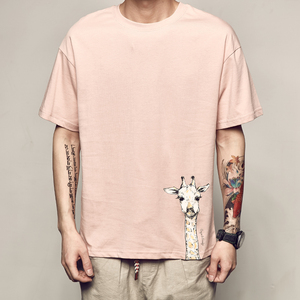 男道夏季新款卡通长颈鹿印花宽松短袖