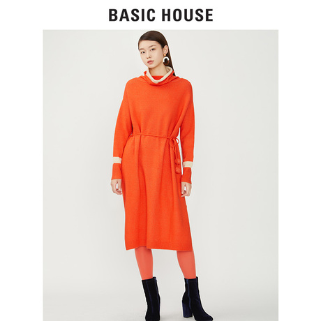 Basic House/百家好2018冬季新款收腰高领拼色毛衣连衣裙HSKT728K商品大图