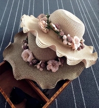 手工花朵花环草帽子 波西米亚沙滩女士大沿帽 夏季新品田园遮阳帽