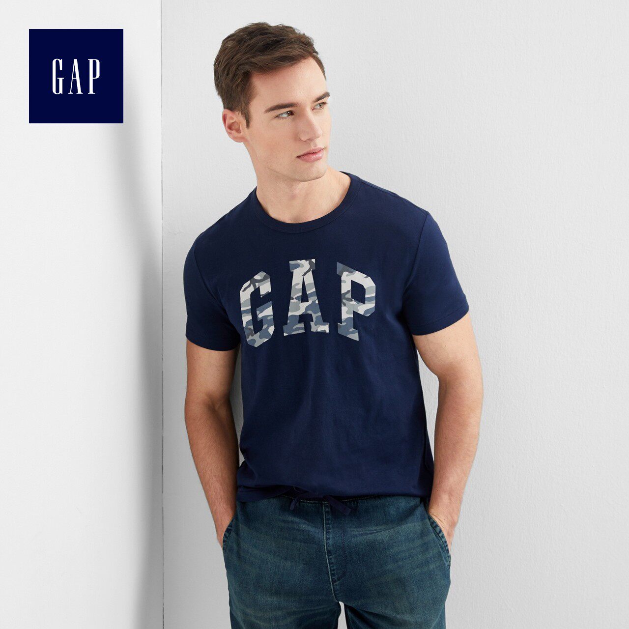 Gap男装 纯棉徽标圆领短袖T恤 男士休闲上衣850320-1 夏装新款