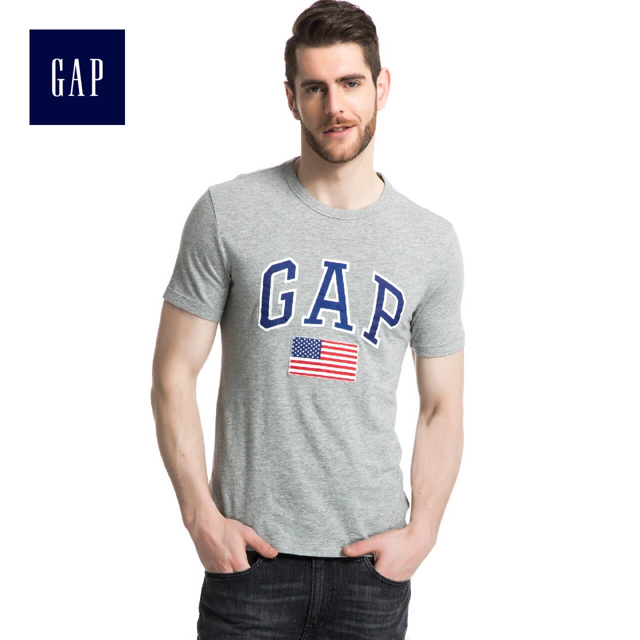 Gap男装 美式Logo徽标纯棉旗帜印花圆领T恤 内搭上衣639002-1