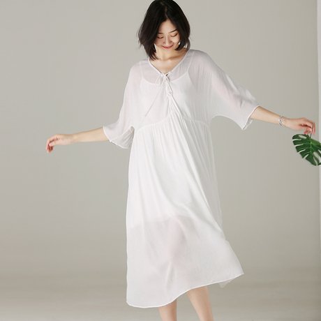 米可可Q1078 文艺大码V领系带褶皱五分落肩袖连衣裙女 2018夏商品大图