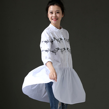 米可可  C252文艺大码刺绣钉珠裙摆宽松中长款纯棉衬衫女 2018春图片