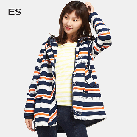 艾格ES时尚休闲卡通印花条纹连帽中长款风衣外套女17033405640商品大图