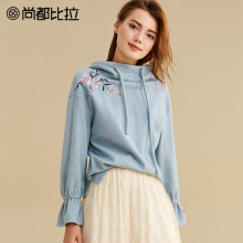 【双11预售】尚都比拉花卉刺绣宽松落肩慵懒风荷叶袖抽绳连帽卫衣图片