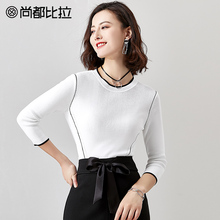 尚都比拉上衣女2018新款秋装简约撞色边短款九分袖修身套头针织衫图片