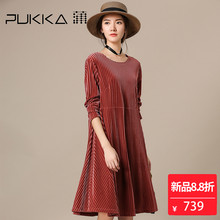 Pukka蒲牌丝绒长袖连衣裙女条纹原创设计大码女装2018秋装新款图片