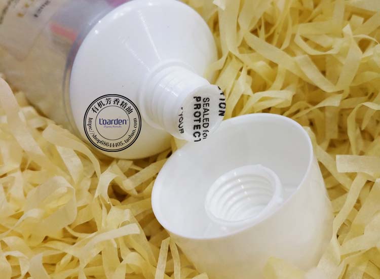泡沫洗面奶 去黄 亮白 120g 莹珠百合香薰净颜洁面乳 欧雅顿正品 泡沫洗面奶 去黄 亮白 120g 莹珠百合香薰净颜洁面乳 欧雅顿正品