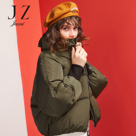JUZUI/玖姿女装2018秋冬字母罗纹抽绳立领廓形羽绒服女短款外套商品大图