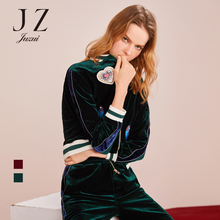 JUZUI/玖姿旗舰店2018秋装贴布侧边条纹运动风丝绒棒球服外套图片