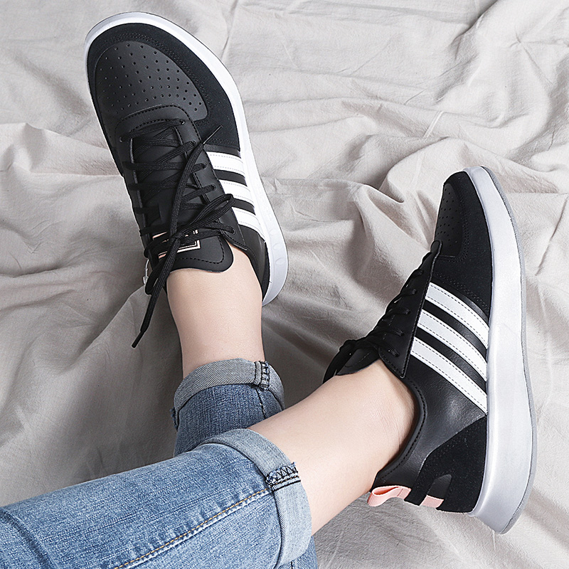 Adidas Women's Shoes 2019 Autumn New Leather Lightweight Sports Shoes Breathable Casual Shoe Board Shoes EE9833