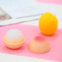 小清新创意卡通可爱少女水果味屁桃润唇膏学生用滋润持久保湿文艺