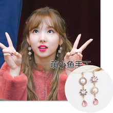 韩团twice娜琏日常少女粉钻少女宝石不对称珍珠925银针耳钉耳夹R2