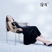 涂月设计款黑色方领细吊带连衣裙女秋2018新款无袖缎面长裙礼服裙图片