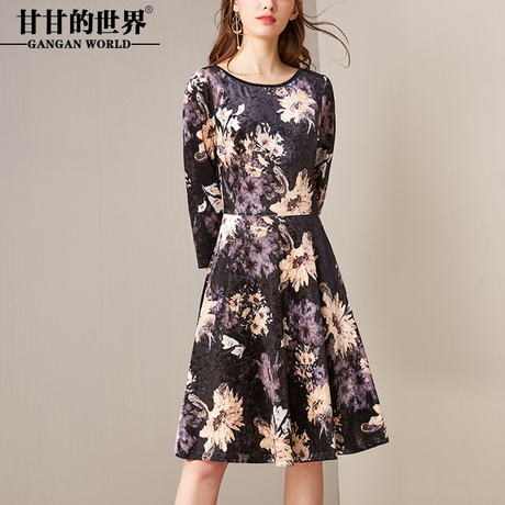 丝绒连衣裙女甘甘的世界2018春装新品A摆显瘦大码中年女装妈妈装商品大图