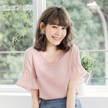 桔熊夏装甜美V领蕾丝拼接喇叭袖雪纺衫上衣女大码AB7108图片