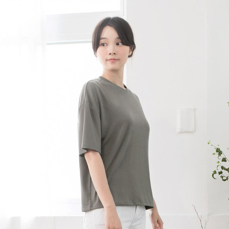桔熊优惠垂感宽松纯色五分中袖套头上衣T恤女大码AB4472商品大图