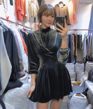 现~韩国东大门代购女装2019秋季时尚显瘦修身百搭气质丝绒连衣裙