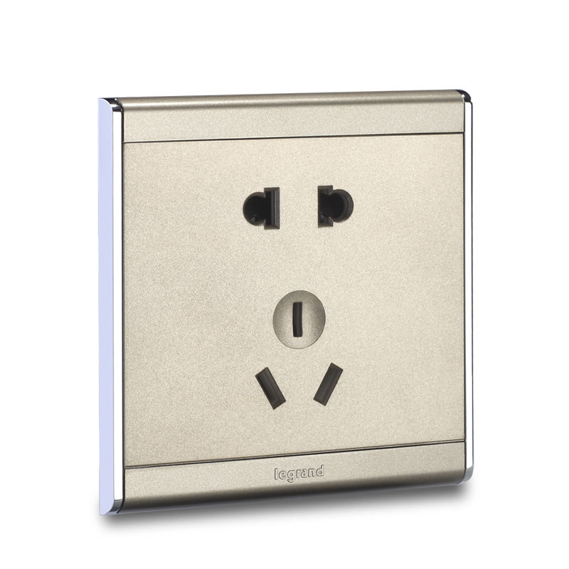 �޸��ʿ��ز���������϶�ɳ��