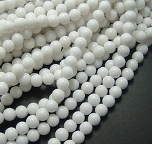 7.5元 约65颗 8MM马山玉圆珠 白色 DIY饰品配件