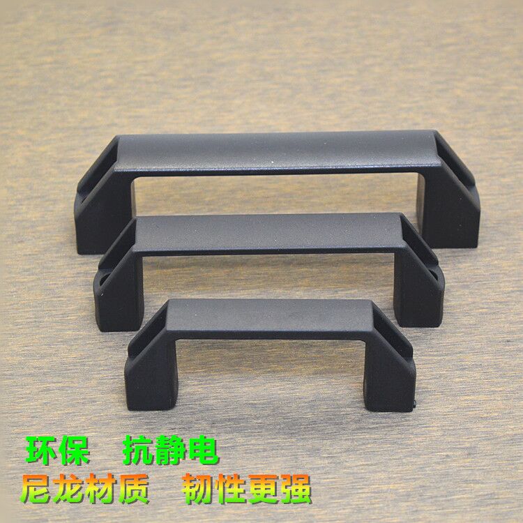 安踏再次上榜！Coach这款鞋被加大投入；Lanvin发布“浪凡蓝”