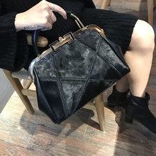 2018早秋款潮流欧美气质马毛包复古波士顿手提女包毛毛拼接单肩包