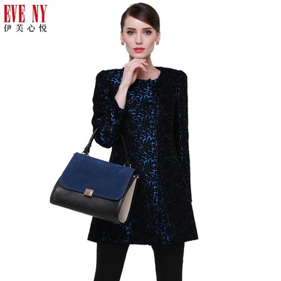 接吻猫女_天猫女风衣(2)