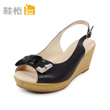 Daphne/达芙妮旗下鞋柜夏舒适纯色蝴蝶结坡跟鱼嘴女凉鞋清仓