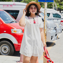 纤莉秀2018夏装新款大码女装雪纺修身显瘦胖mm绣花短袖复古连衣裙图片