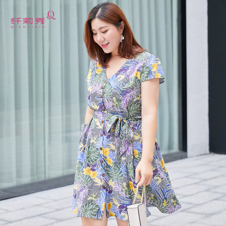 纤莉秀2018夏装新款大码女装胖mm韩版显瘦印花V领短袖中长连衣裙商品大图