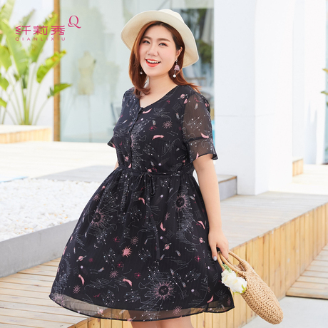 纤莉秀2018夏装新款大码女装胖妹妹V领韩版显瘦雪纺中长款连衣裙商品大图